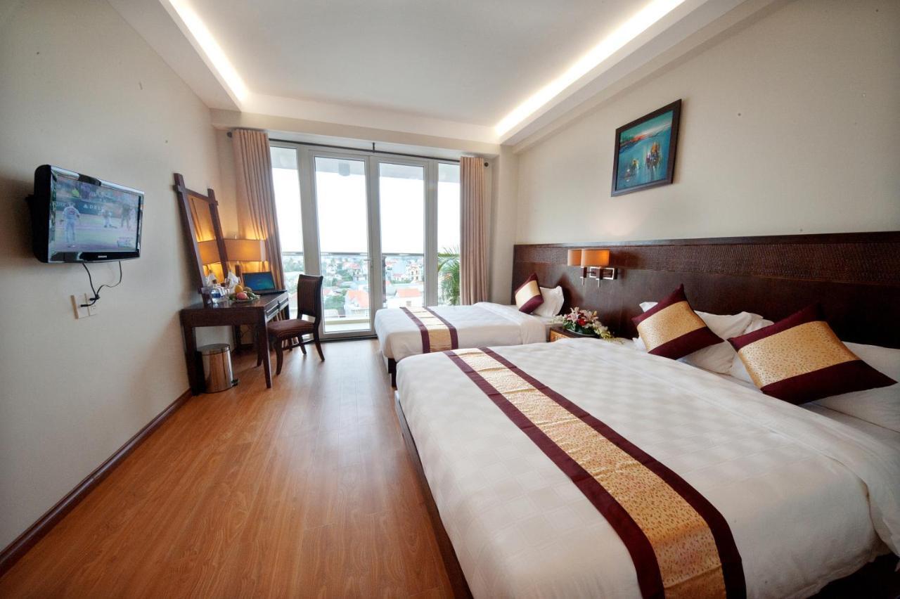 Gold Hotel Hue Room photo
